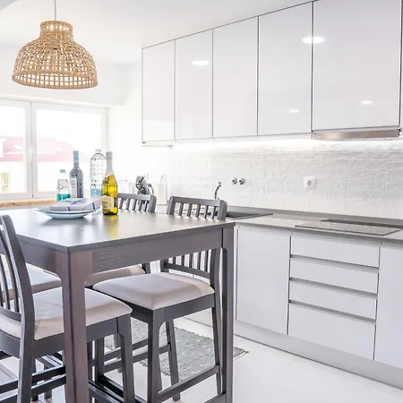 Navio Santa Cruz (Oeste)