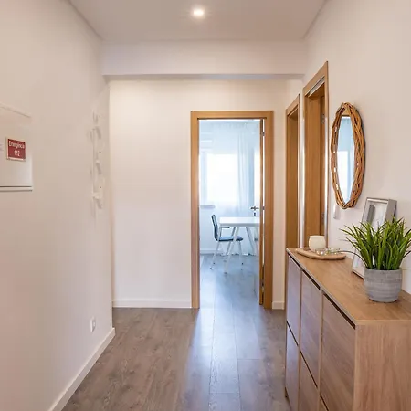 Navio * Santa Cruz (Oeste)