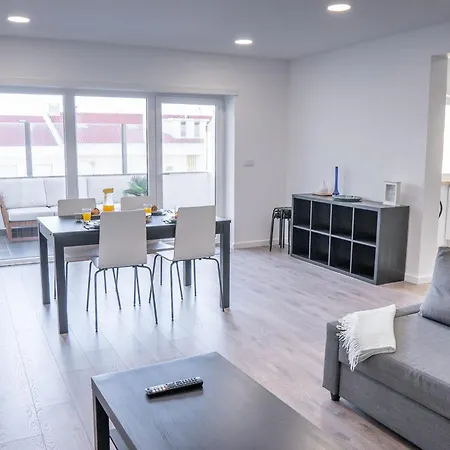 Navio Santa Cruz (Oeste)