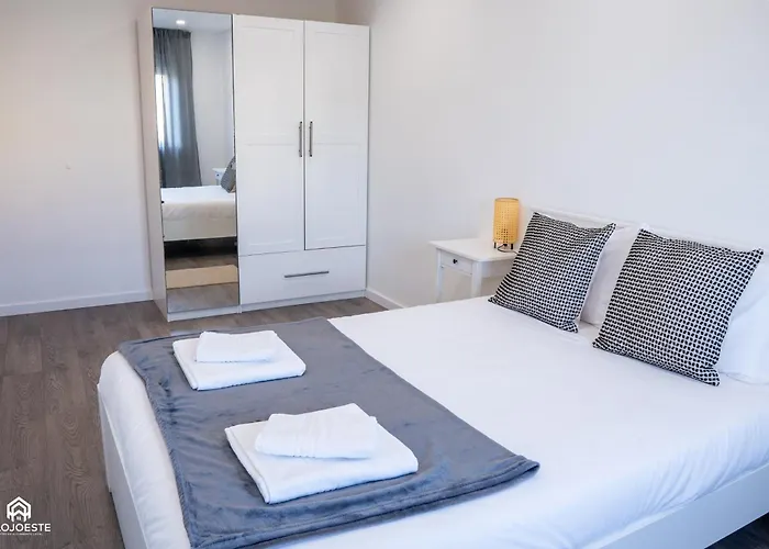 Navio Santa Cruz (Oeste)