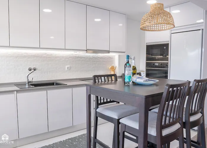 Navio * Santa Cruz (Oeste)